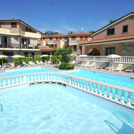 Modern Farmhouse In With Pool Торторето